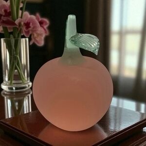 Crowning Touch Frosted Apple Peach Fruit Paperweight Taiwan ROC 2.5"x3.5" EUC